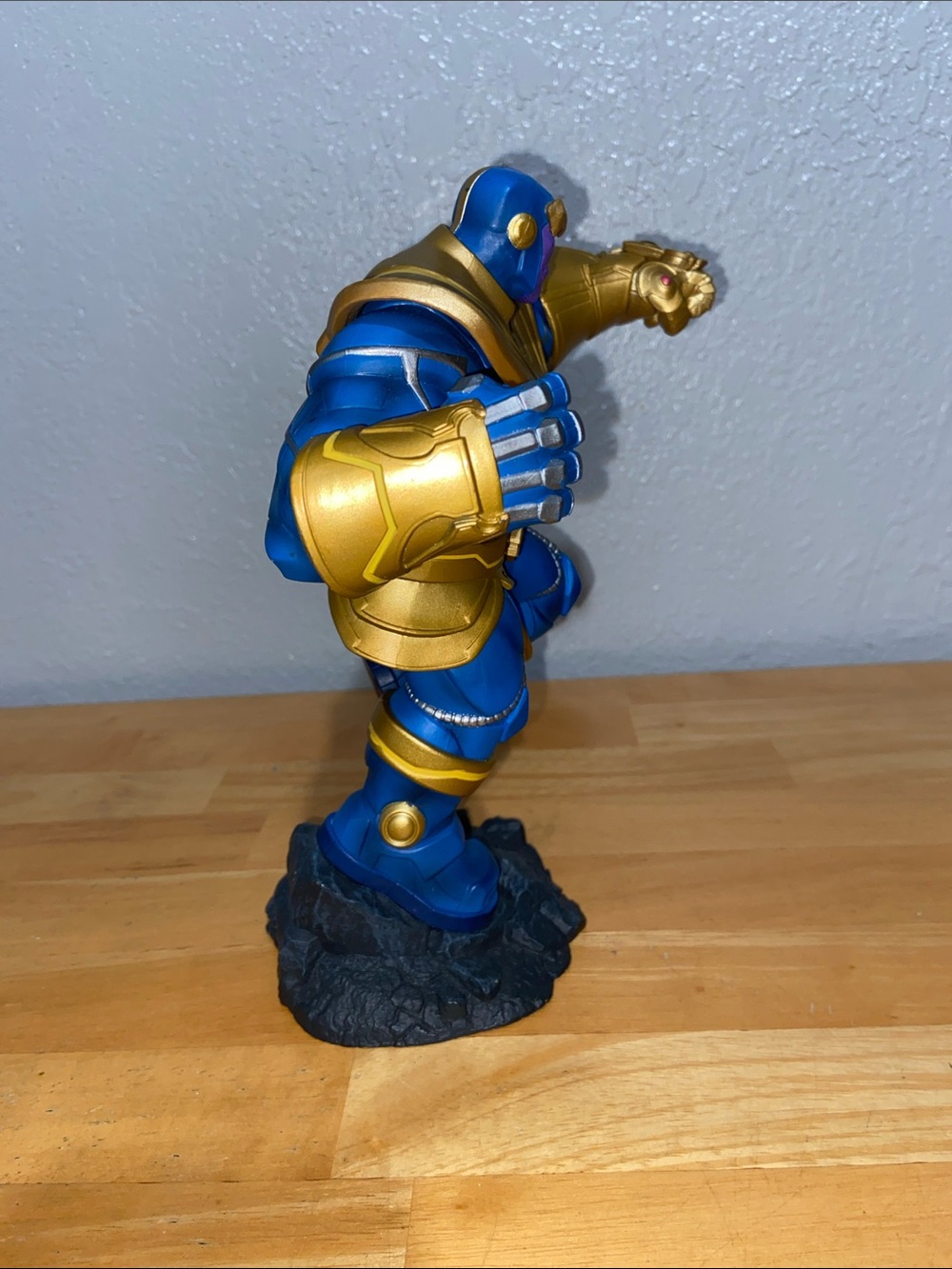 Marvel’s Contest of Champions Thanos Figurine Statue - Picture 4 of 8